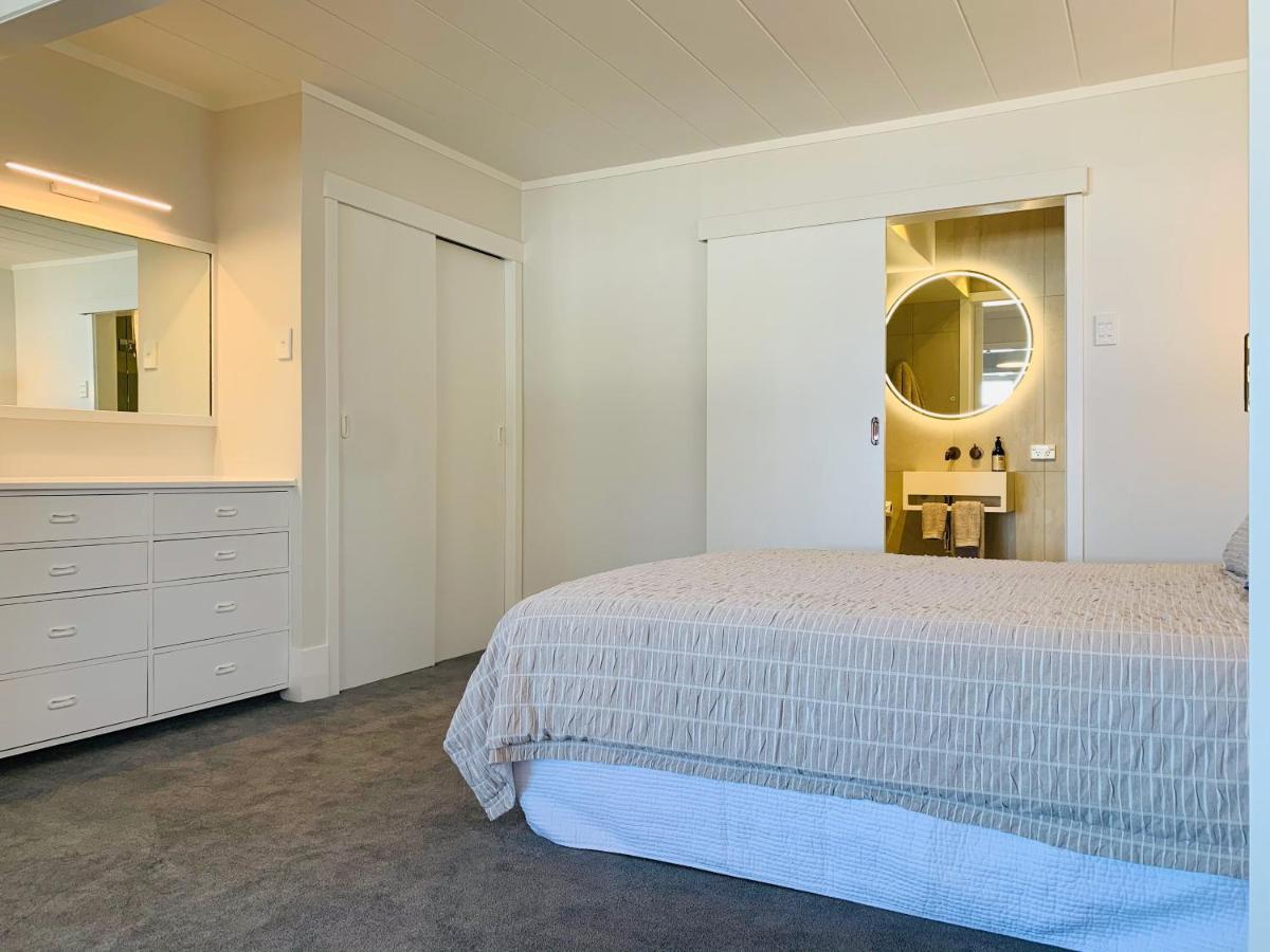 9 The Strand - New Pricing! รัสเซล ภายนอก รูปภาพ